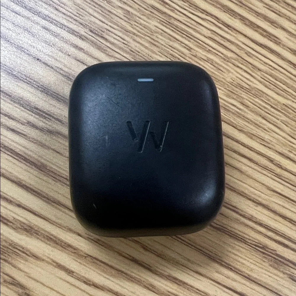 WHOOP 4.0 Battery Pack Charger - Portable & Water-Resistant - No Cord - Picture 3 of 5